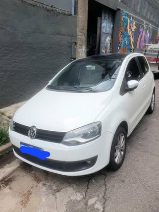 VOLKSWAGEN FOX 1.6 MI 8V FLEX 4P AUTOMATIZADO VOLKSWAGEN FOX 1.6 MI 8V FLEX 4P AUTOMATIZADO